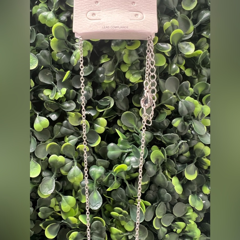 Long Rectangle Pendant Necklace - Picture 5 of 7
